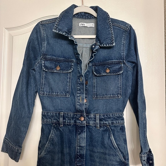 BLOGGER'S FAVE! Zara Front Pocket Denim Jumpsuit in Indigo - Picture 7 of 8